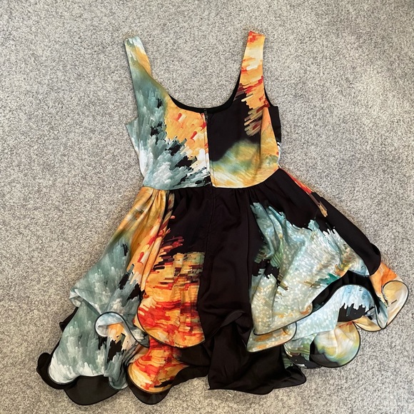 NWT LF ABSTRACT FlAIR DRESS - Picture 6 of 6